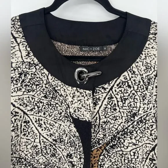 Nic + Zoe Santana Cardigan Sweater Jacket Leafs Metal Clasp Printed Size Medium - Picture 3 of 11